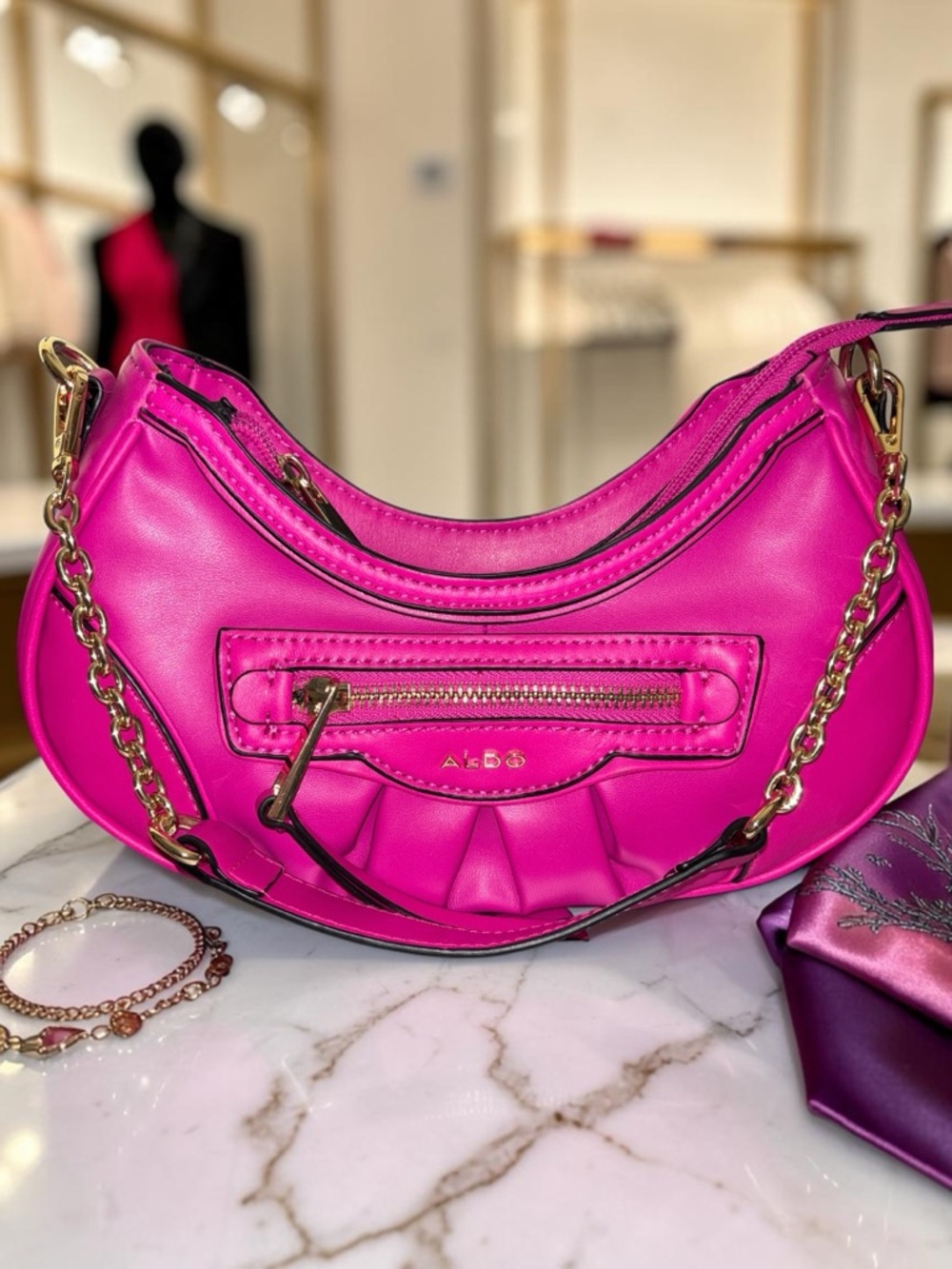 Aldo Hot Pink Mini Shoulder Bag Y2K Baguette Gold Chain Barbiecore Purse - Picture 2 of 6